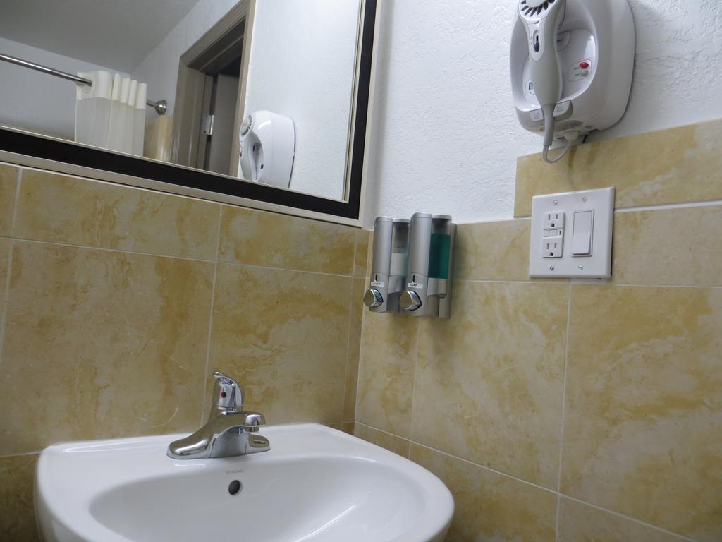 Budget Inn Lake Wales Zewnętrze zdjęcie
